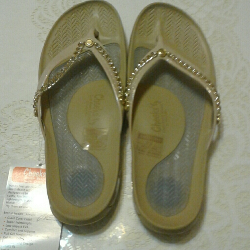 Cheeks Sandals